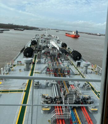 501D2CB6-76C5-4D81-BD12-48A41828D387